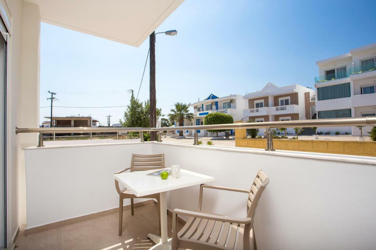 Avi Suites 2 Фалираки Екстериор снимка